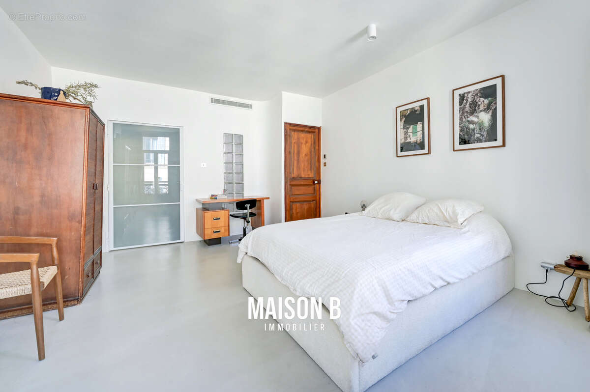 Appartement à MARSEILLE-6E
