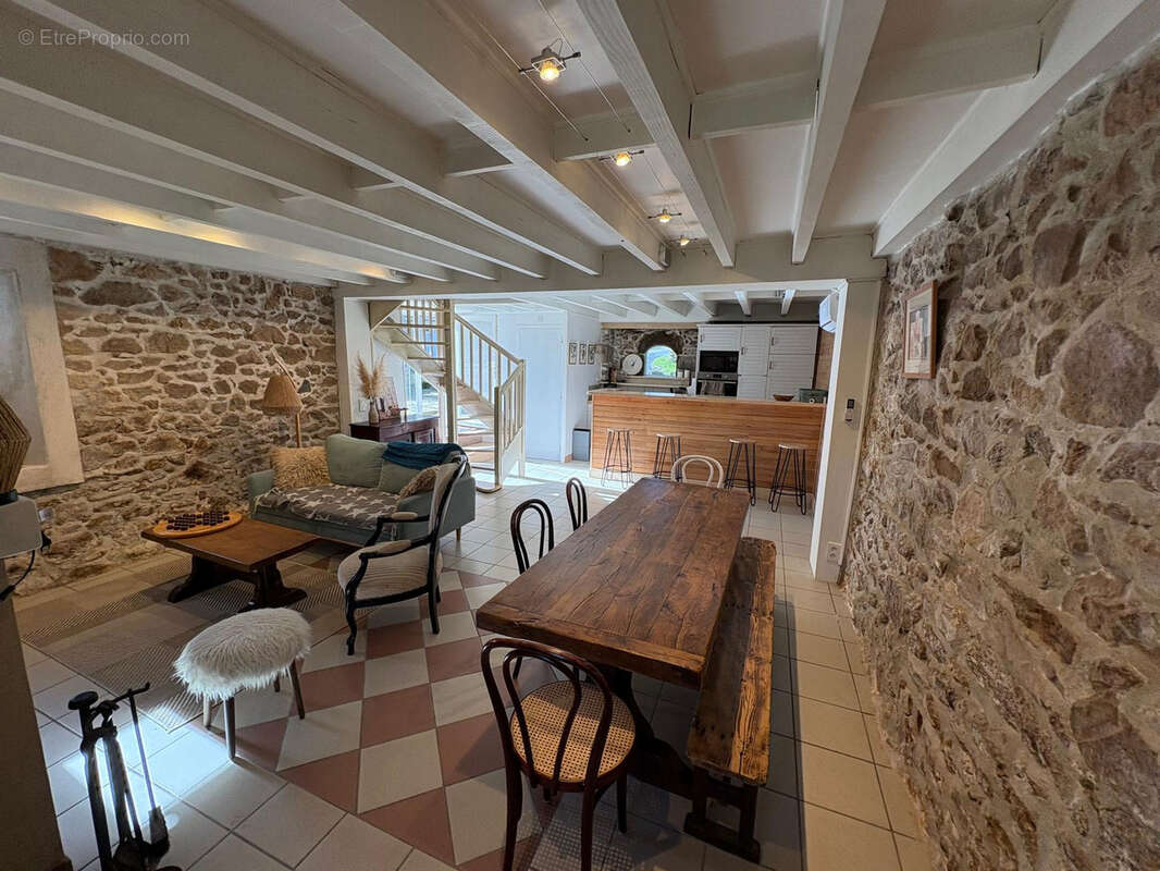 Maison à LASFAILLADES