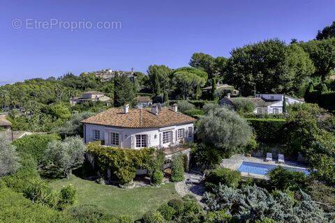 Maison à MOUGINS