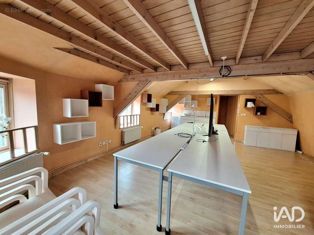 Commerce 200 m² à Bruay-La-Buissiere  - photo 8