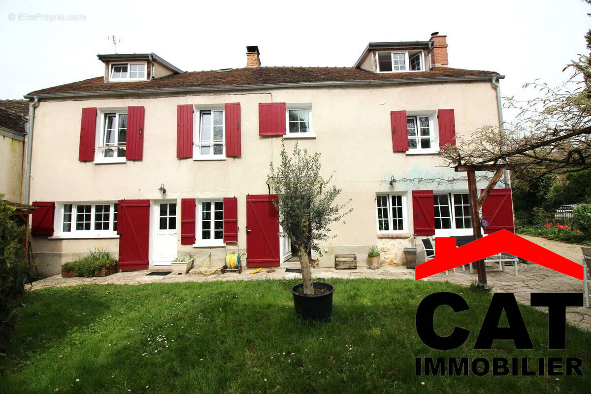 Maison à MORET-SUR-LOING