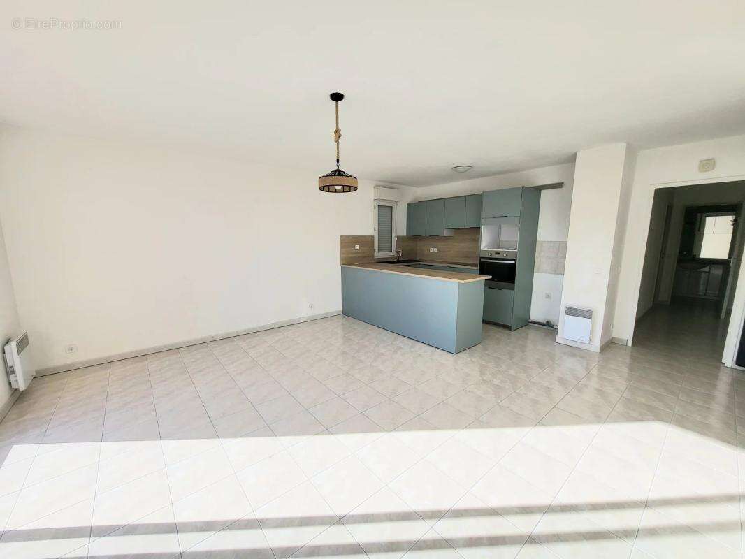 Appartement à MANDELIEU-LA-NAPOULE
