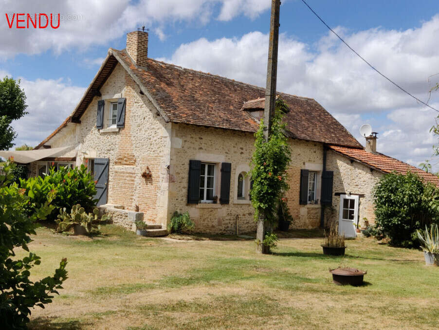 Maison à PAIZAY-LE-SEC