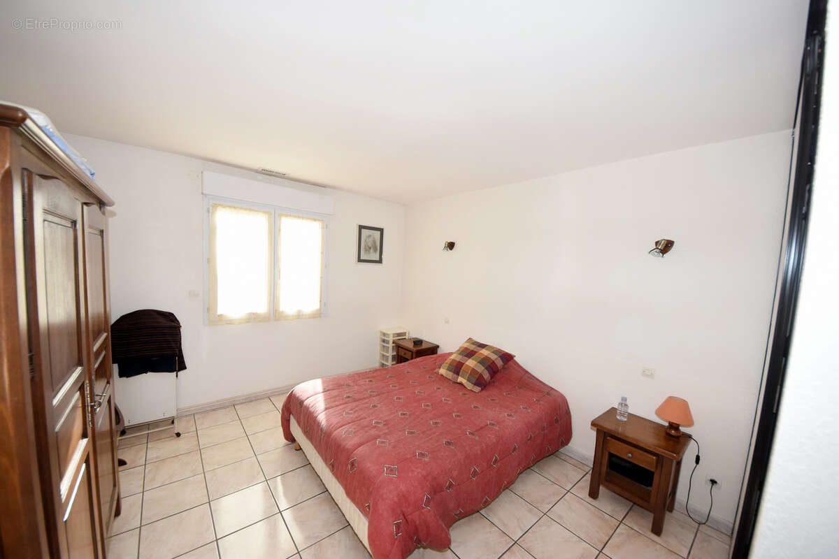 Maison à COURSAN
