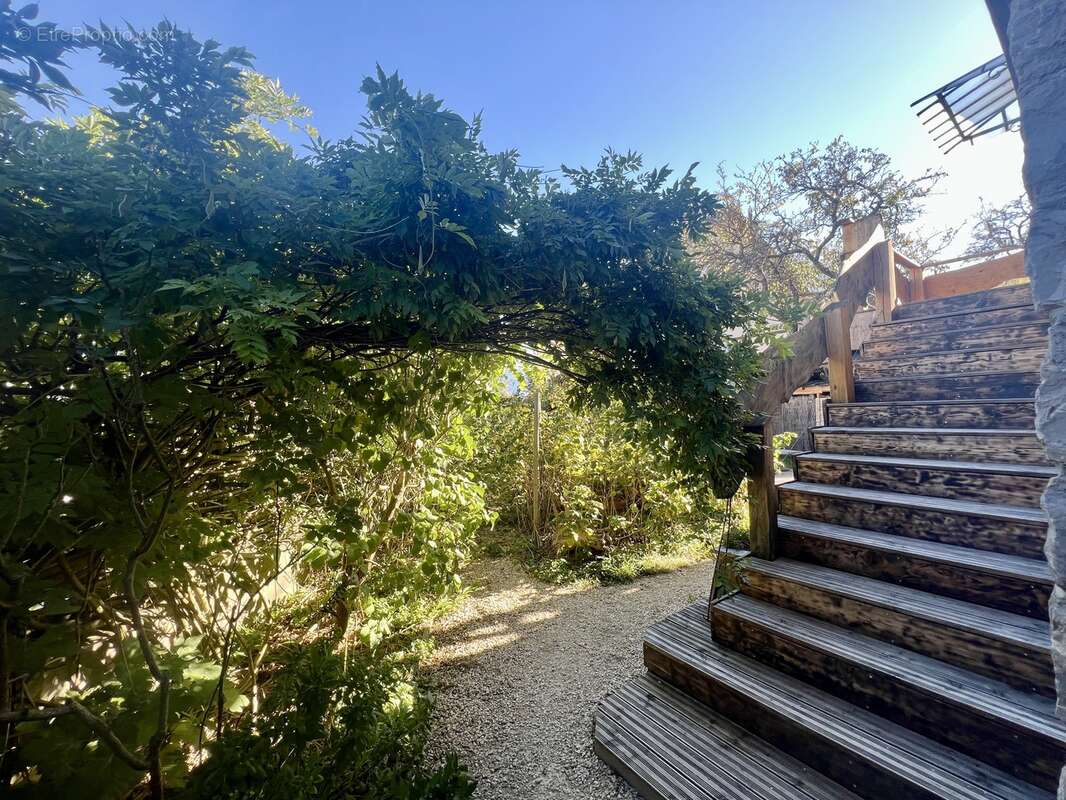 n°3 - Maison à LA MURE