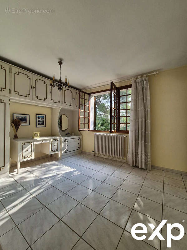 Maison à BOUC-BEL-AIR