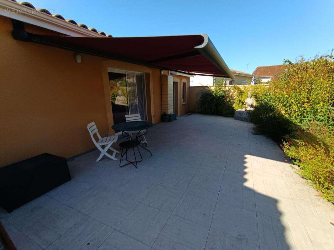 Maison à SAINT-SEURIN-SUR-L&#039;ISLE