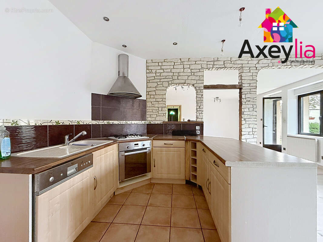 Appartement à LE COTEAU