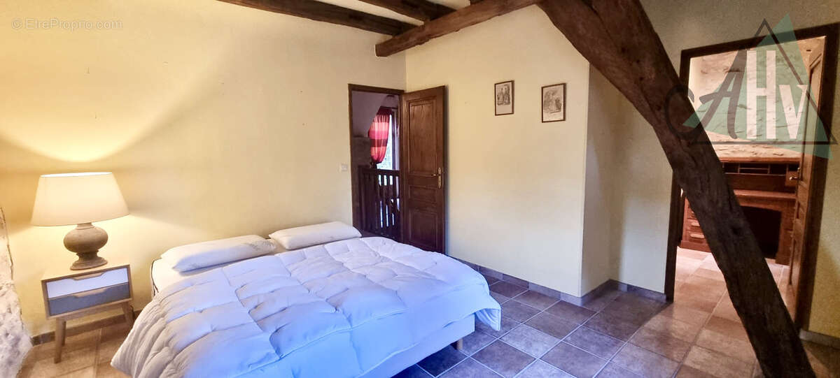 Maison à CHALAUTRE-LA-GRANDE