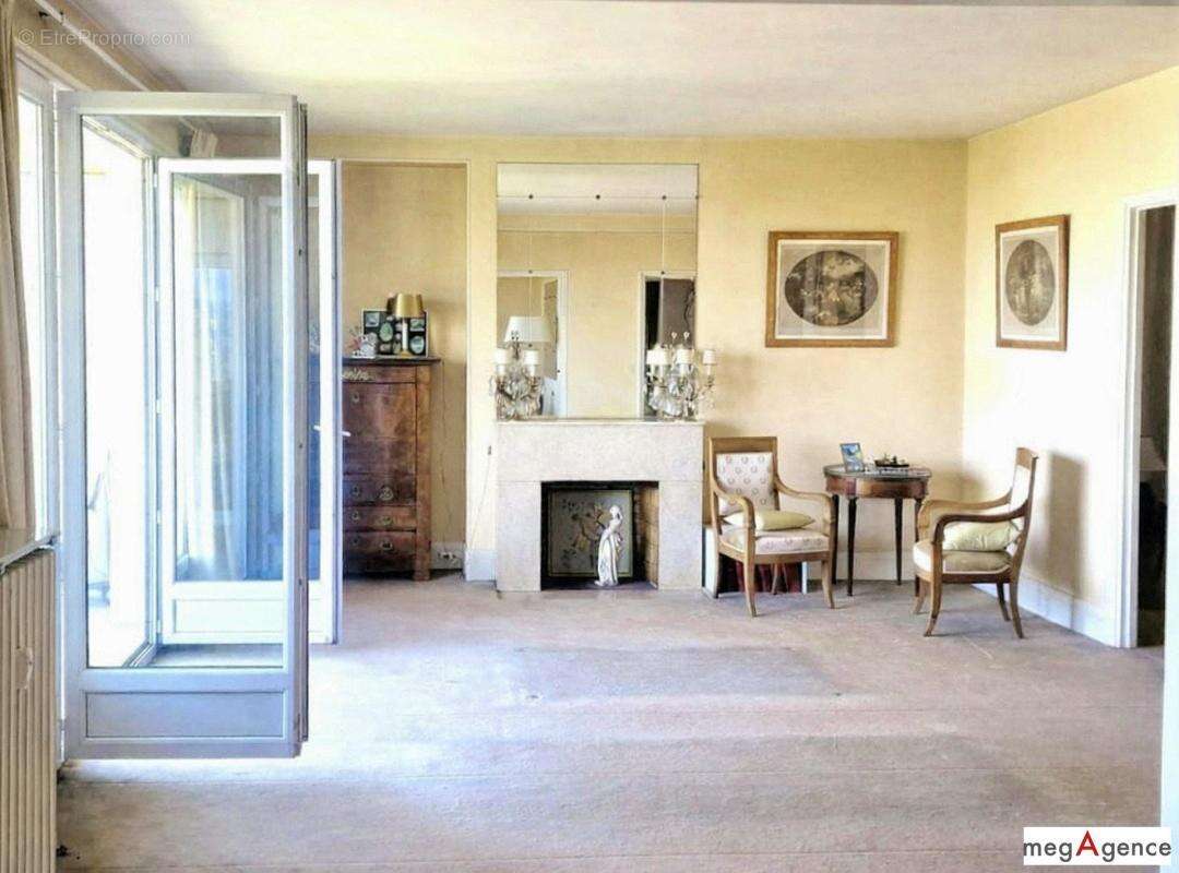 Appartement à SAINT-CLOUD