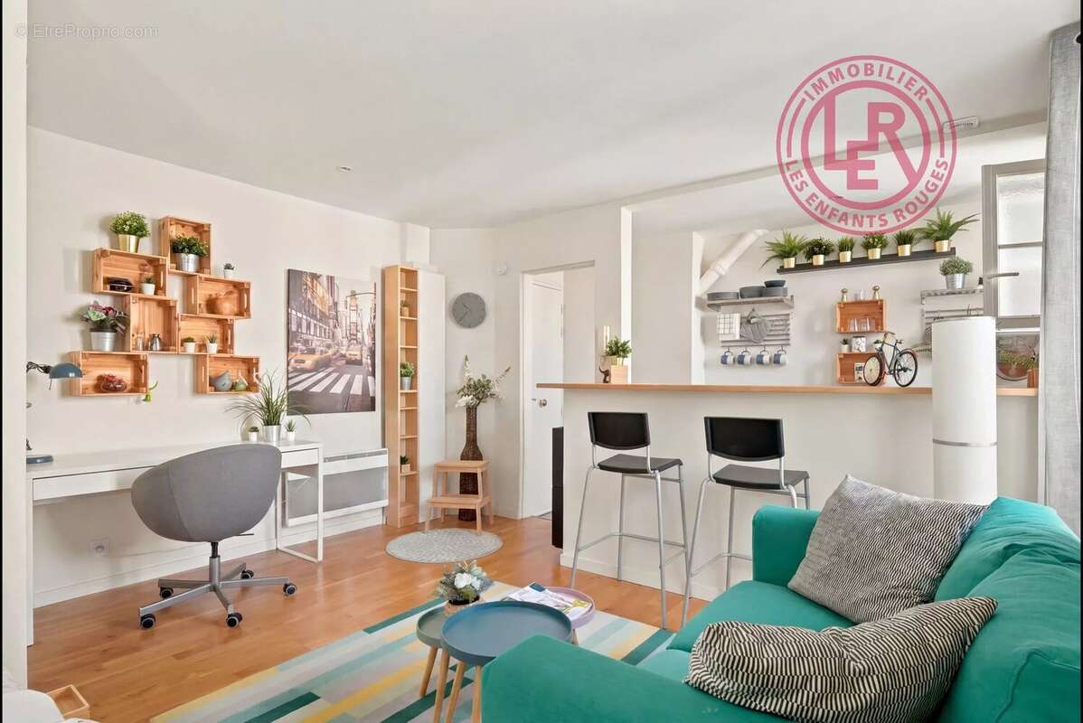 Appartement à PARIS-10E