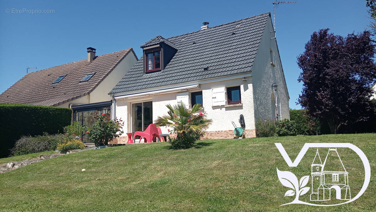 Maison à LACHAPELLE-AUX-POTS