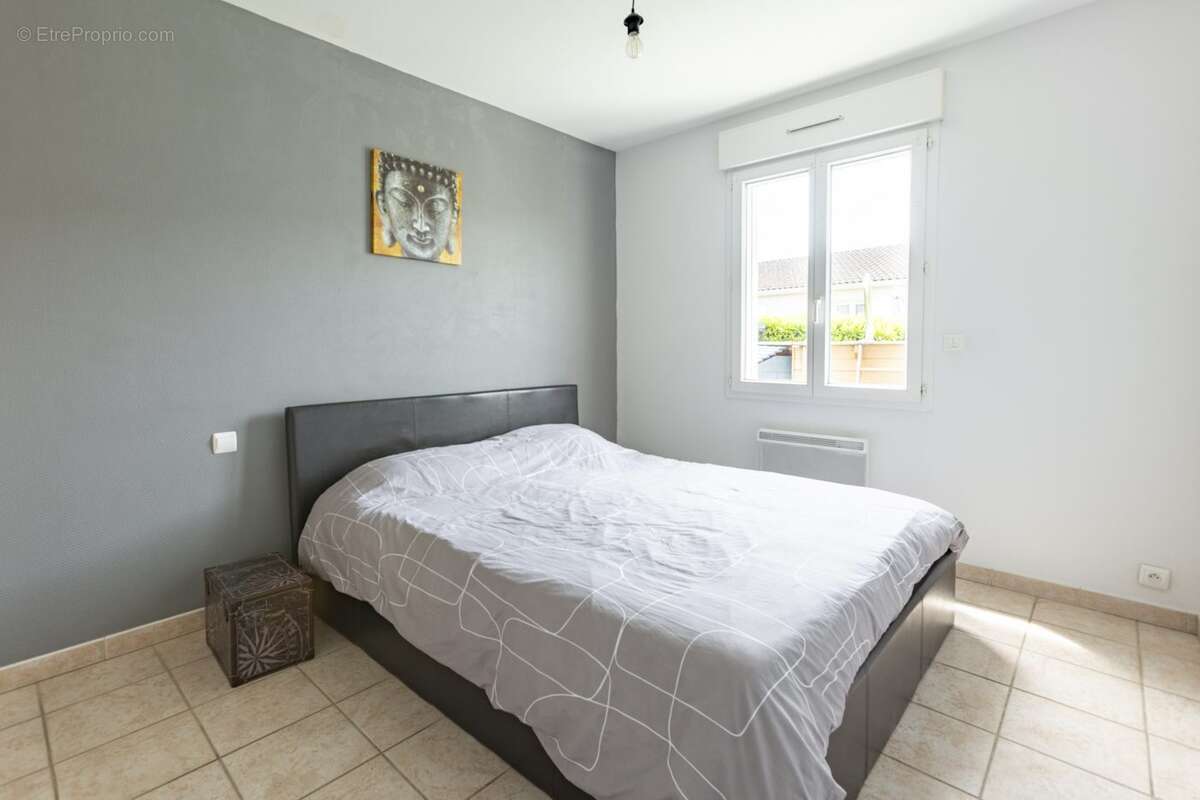 Maison à LABRUGUIERE