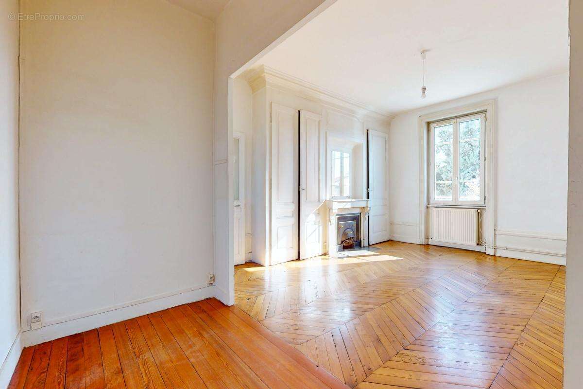 Appartement à LYON-3E