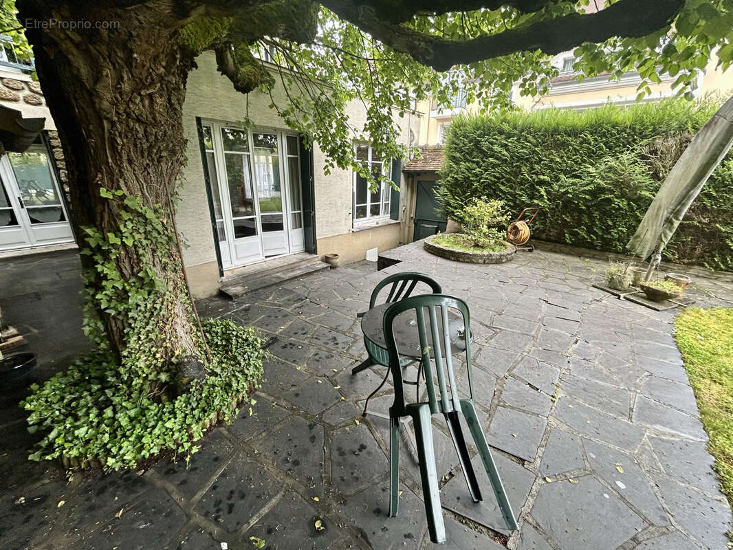 Maison à CLAYE-SOUILLY