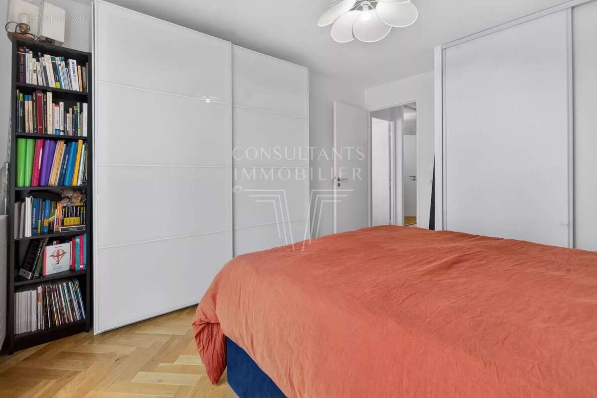 Appartement à ISSY-LES-MOULINEAUX