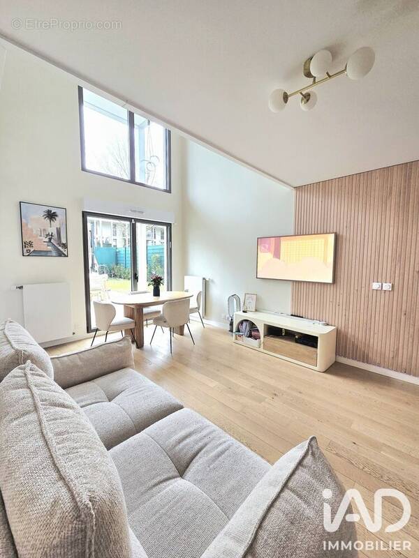 Photo 1 - Appartement à RUEIL-MALMAISON