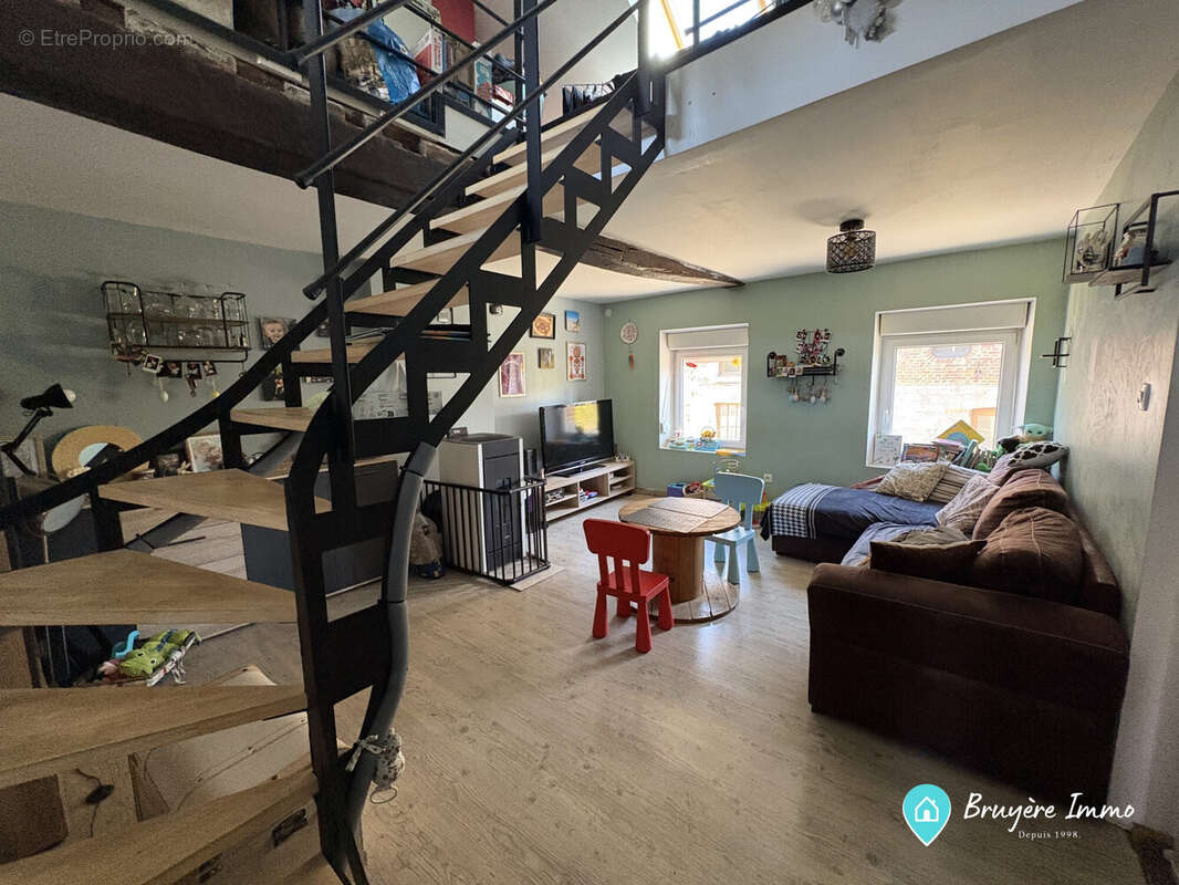 Maison à TAISNIERES-EN-THIERACHE