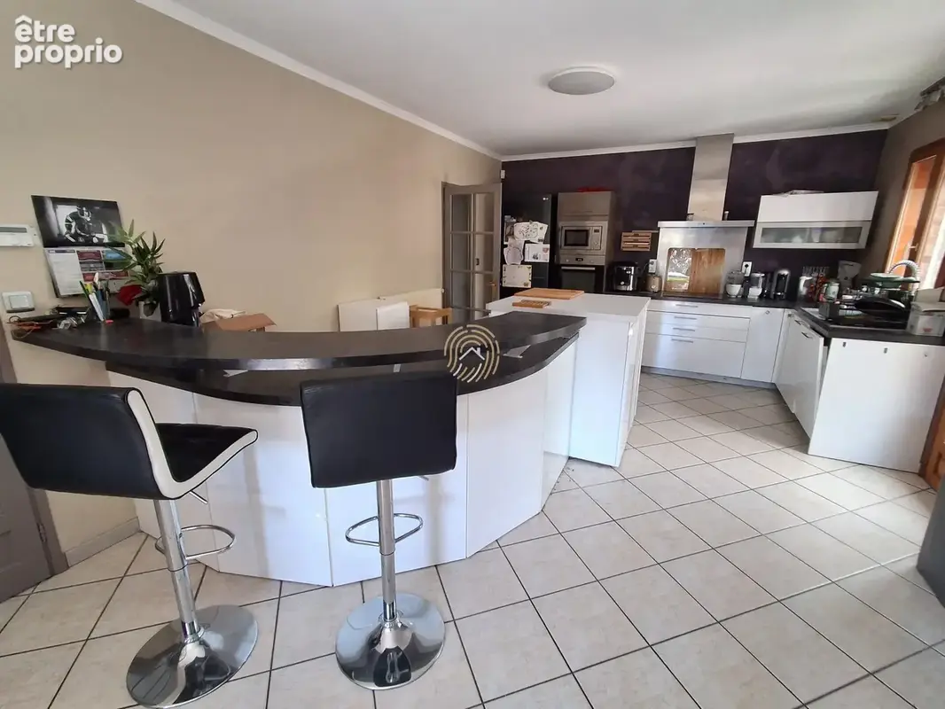 Maison 4 pièces 161 m² à vendre à Emerchicourt (59580) - photo 2
