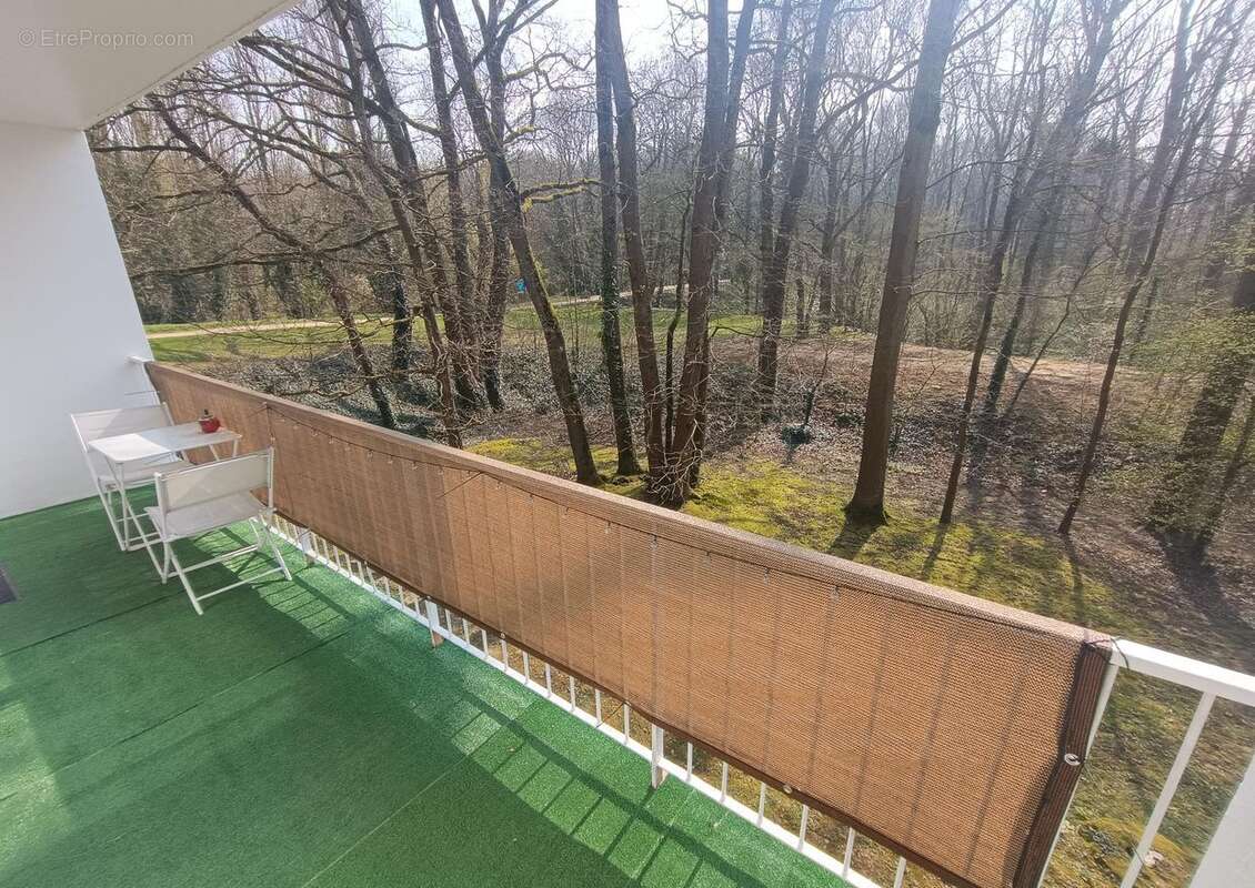 Appartement à SAINT-MICHEL-SUR-ORGE