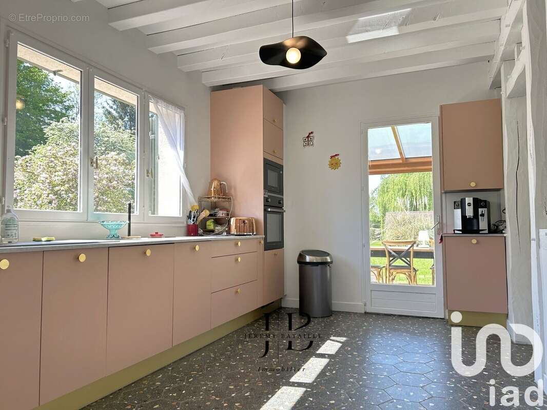 Maison 185 m² à Bonneville-Sur-Touques  - photo 6