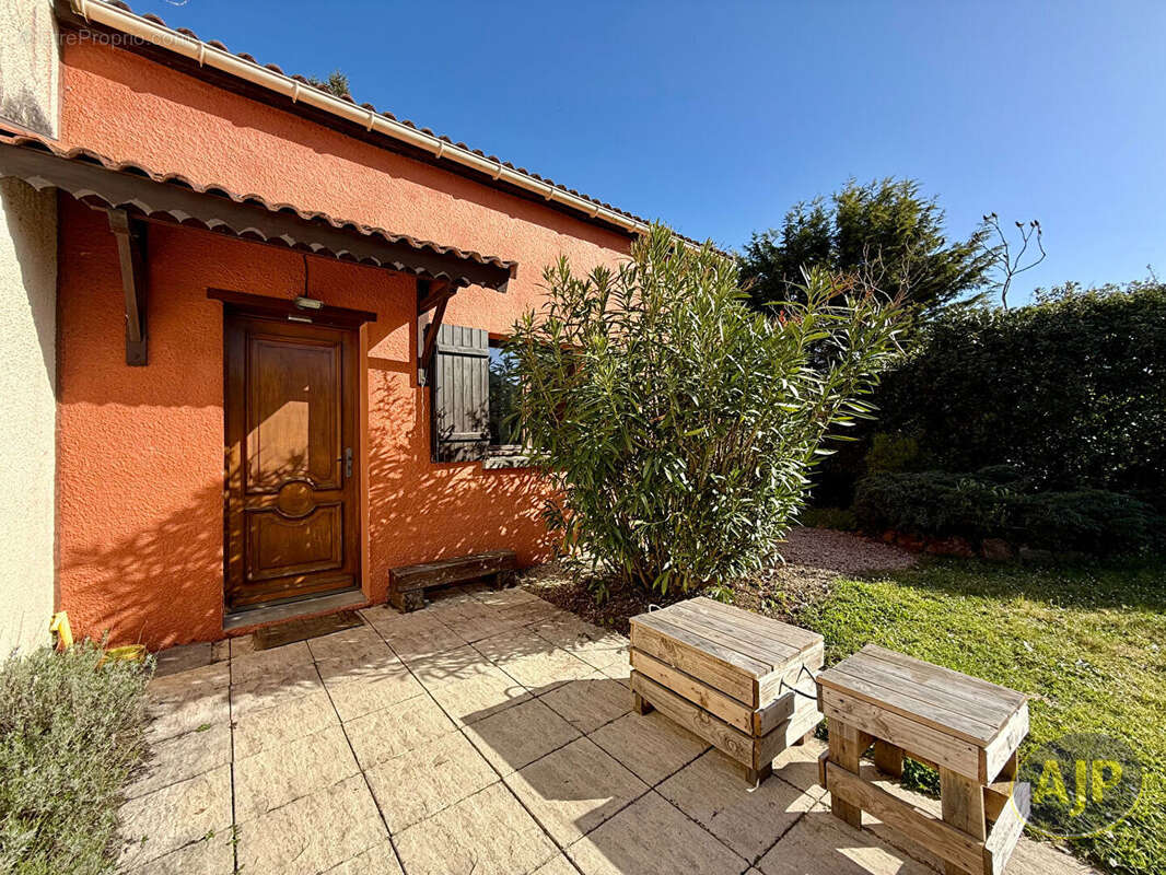 Maison à SAINTE-PAZANNE