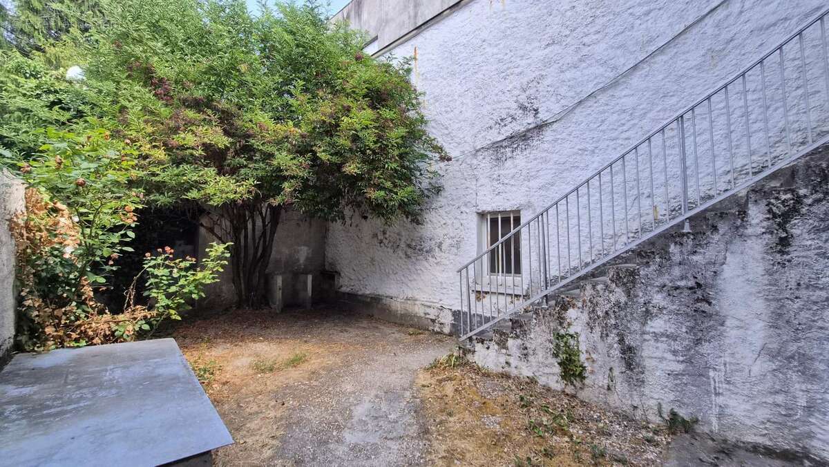 ARPAJON, centre, petite copro, T2 36.82 m² en bon état - photo 13