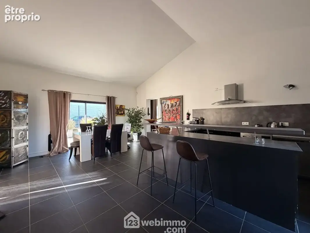 Vous pouvez y prendre vos repas