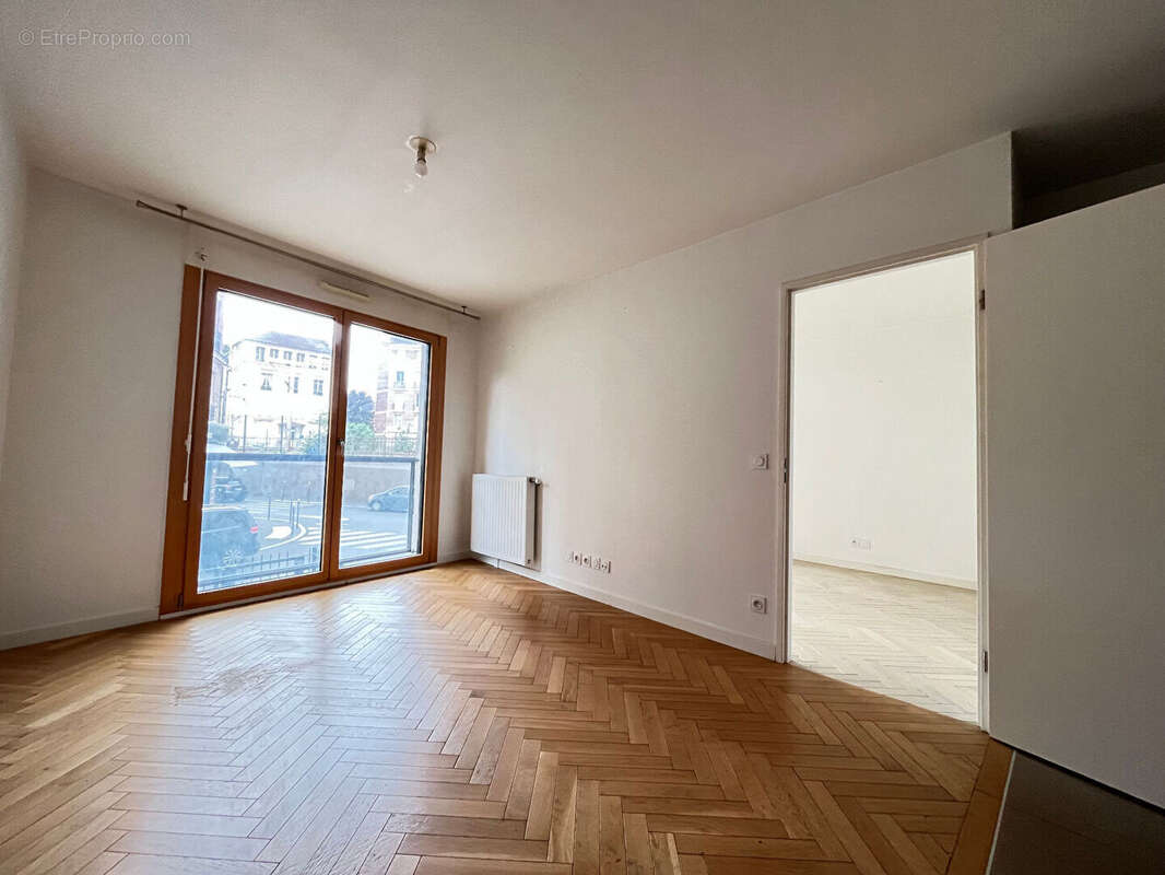Appartement à COLOMBES