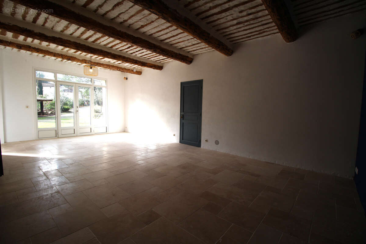 Maison à VAISON-LA-ROMAINE