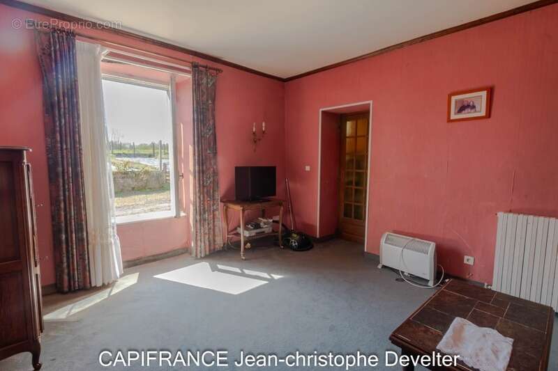 Maison à vendre GORRON (53) maison en pierres 3 chambres avec dépendances sur terrain de 3450 m2 - photo 5