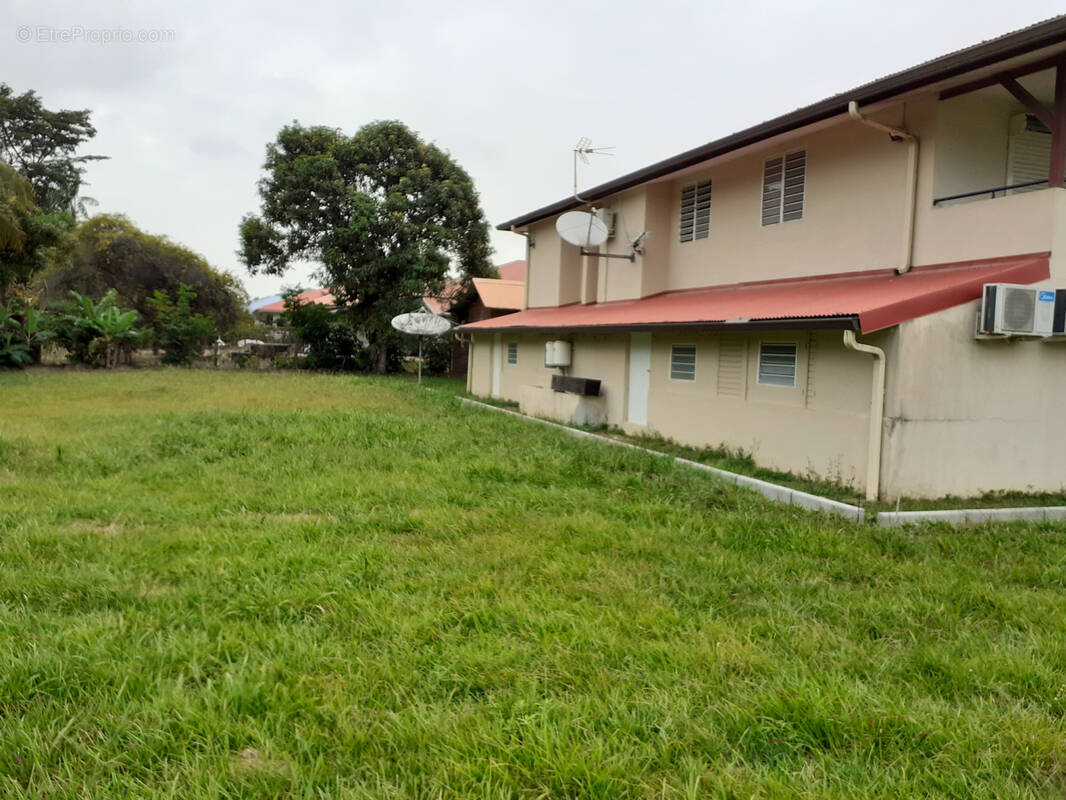 Appartement à MATOURY