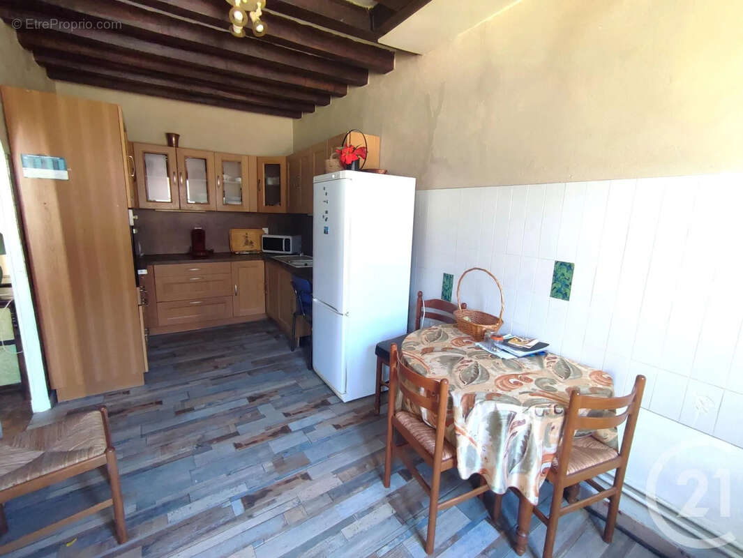 Maison à DONZY