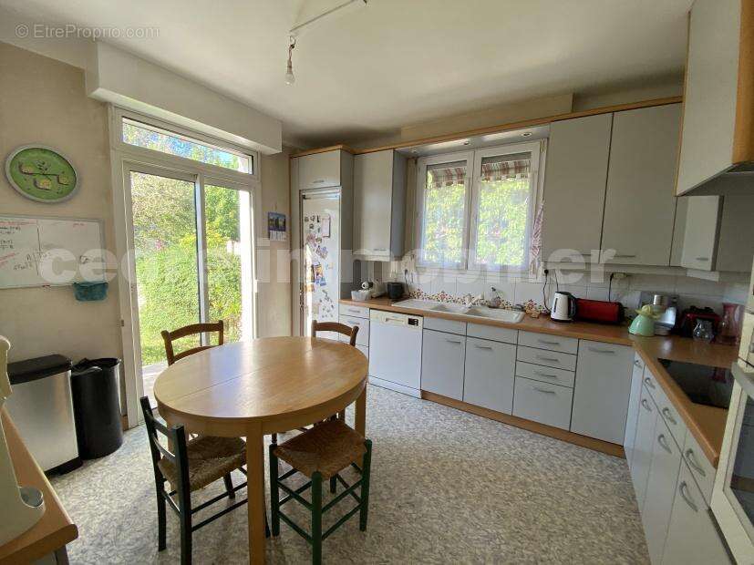 a7339360-88be-469f-a9d9-129accfbe68a - Maison à ORLEANS