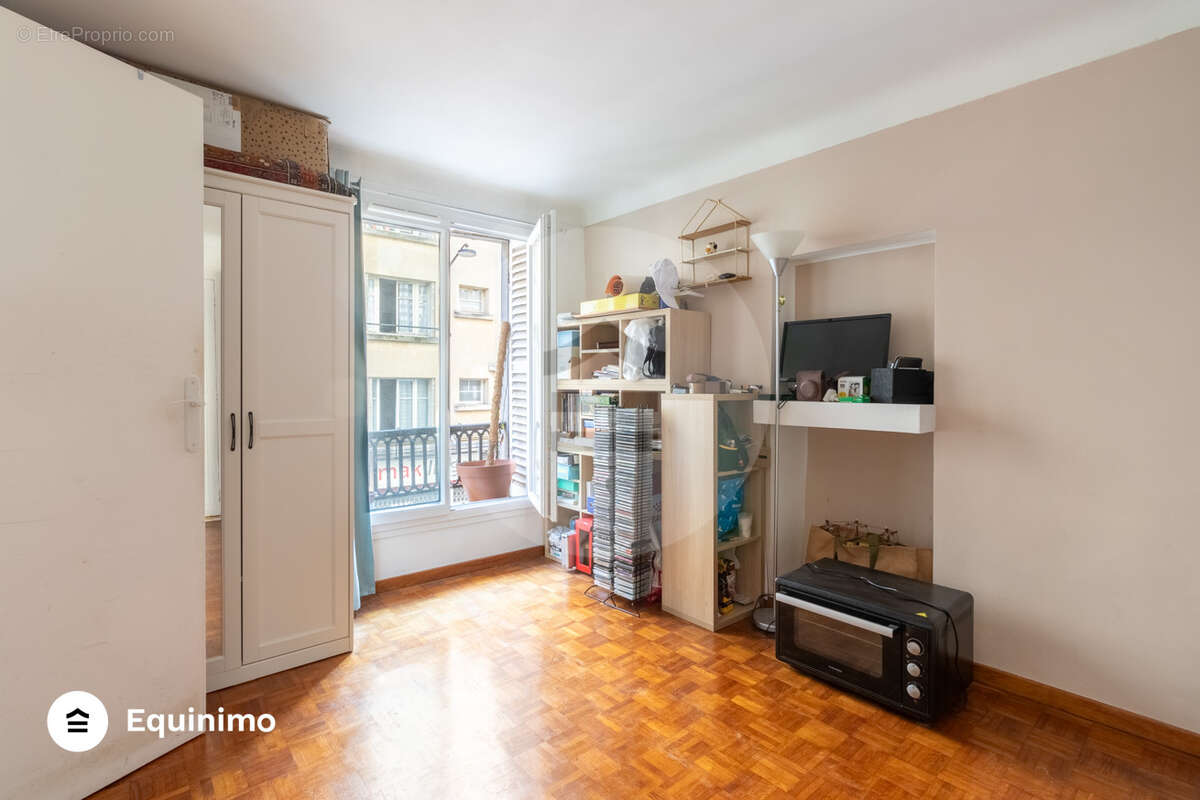 Appartement à PARIS-9E