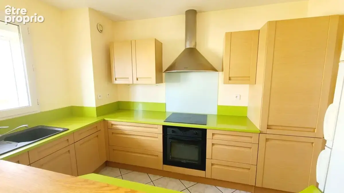 Chartres- appartement 73.55 m² - ascenseur - balcon - cave et parking - photo 3