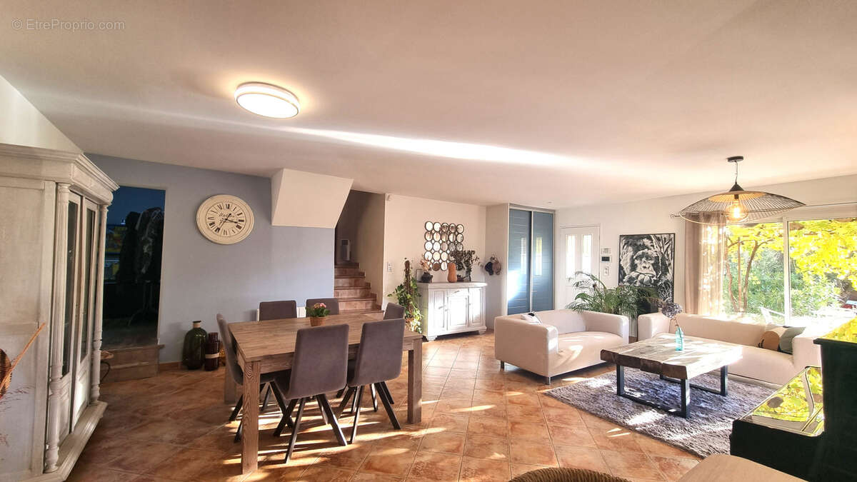 Maison à PRADES-LE-LEZ