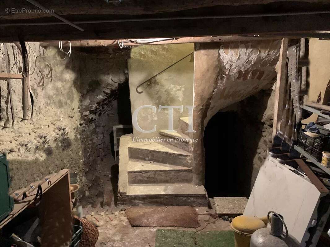 Maison à MIRABEL-AUX-BARONNIES