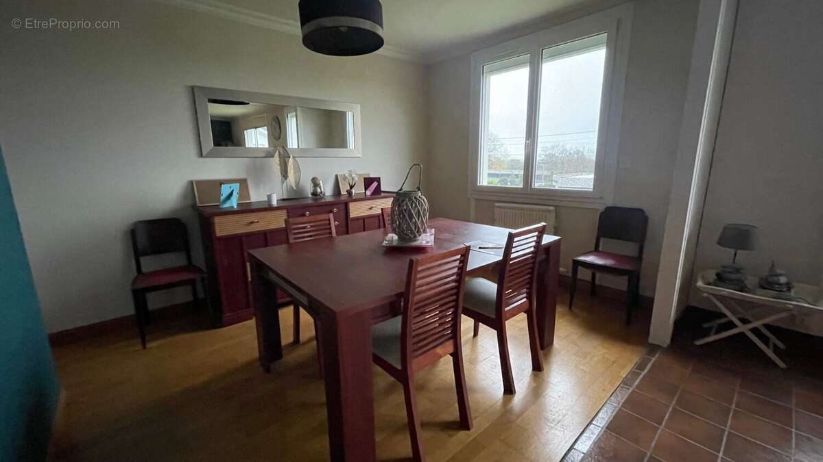 Maison 106 m² à Mayenne  - photo 4