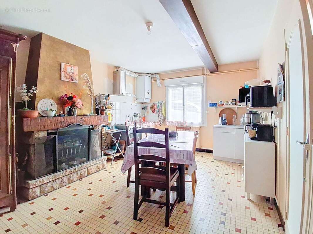 Maison à PARIGNY