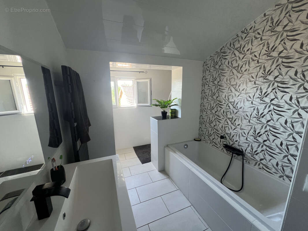 Maison à SAINT-JEAN-DE-FOS