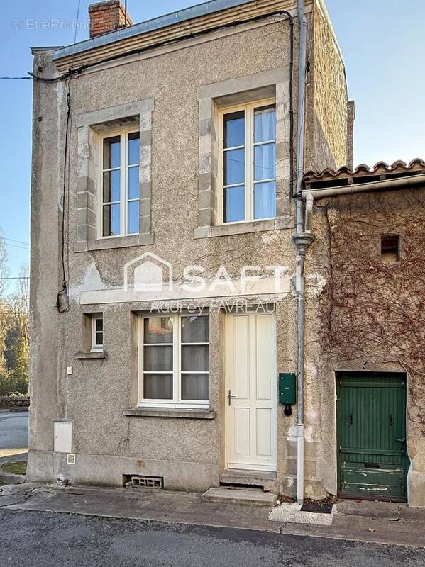 Photo 1 - Maison à PARTHENAY