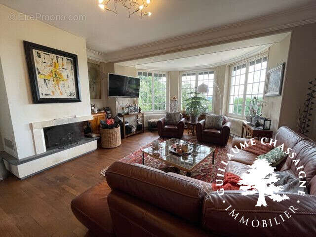 Maison à SAINT-AMAND-MONTROND