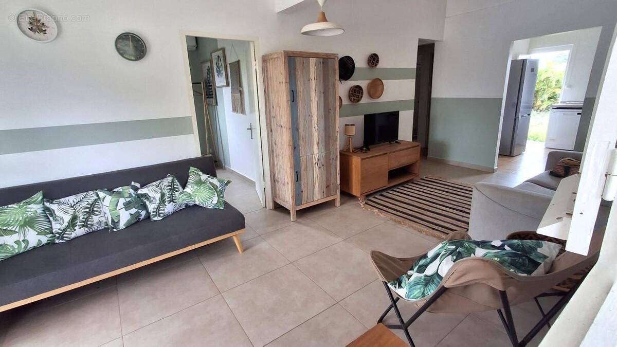 Maison à CAPESTERRE-DE-MARIE-GALANTE