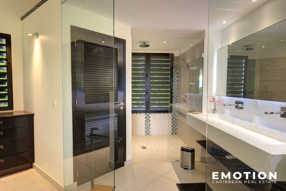 Maison à SAINT-FRANCOIS