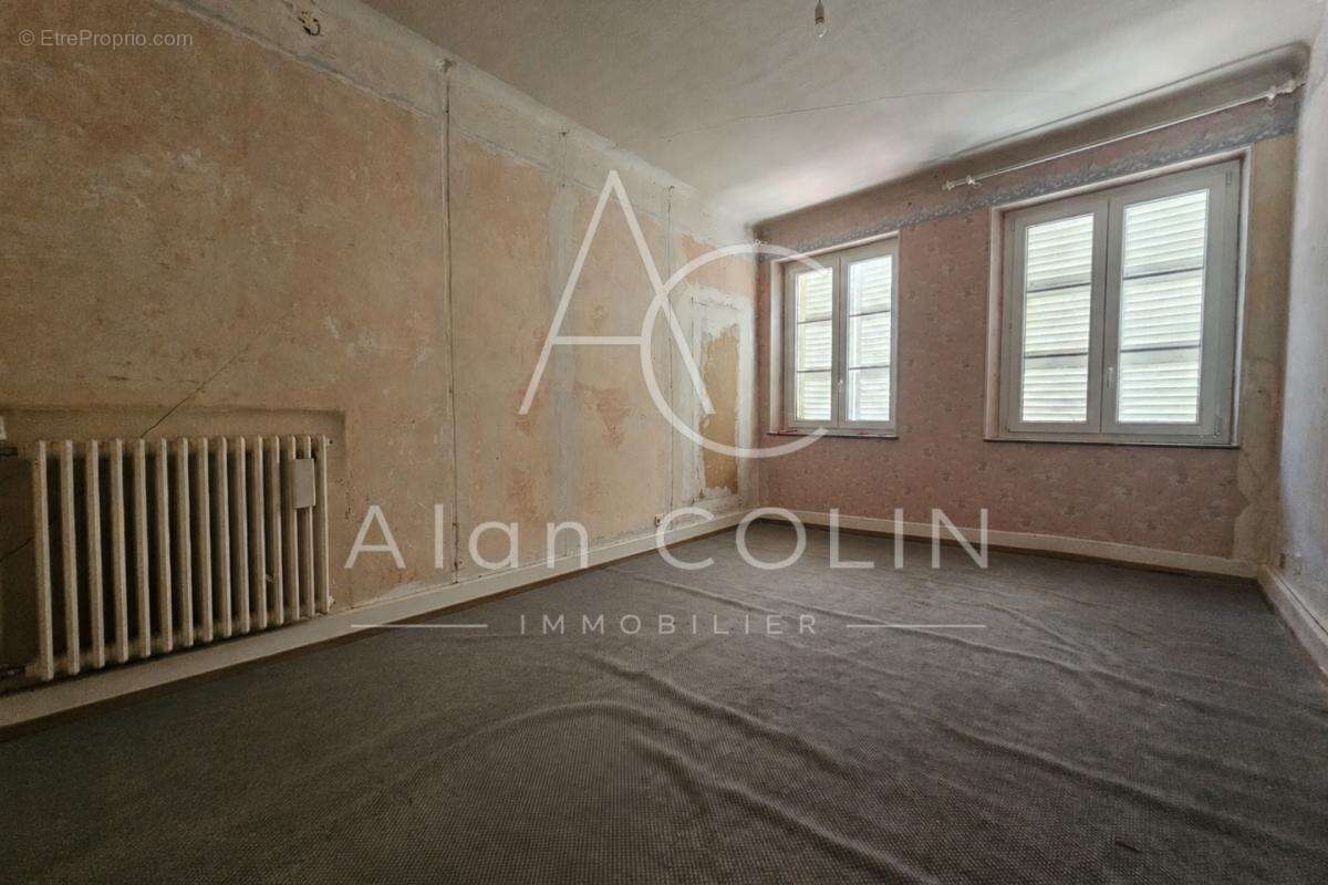 Immeuble de caractère à fort potentiel – 246 m² habitables - Sierck Les Bains - photo 14