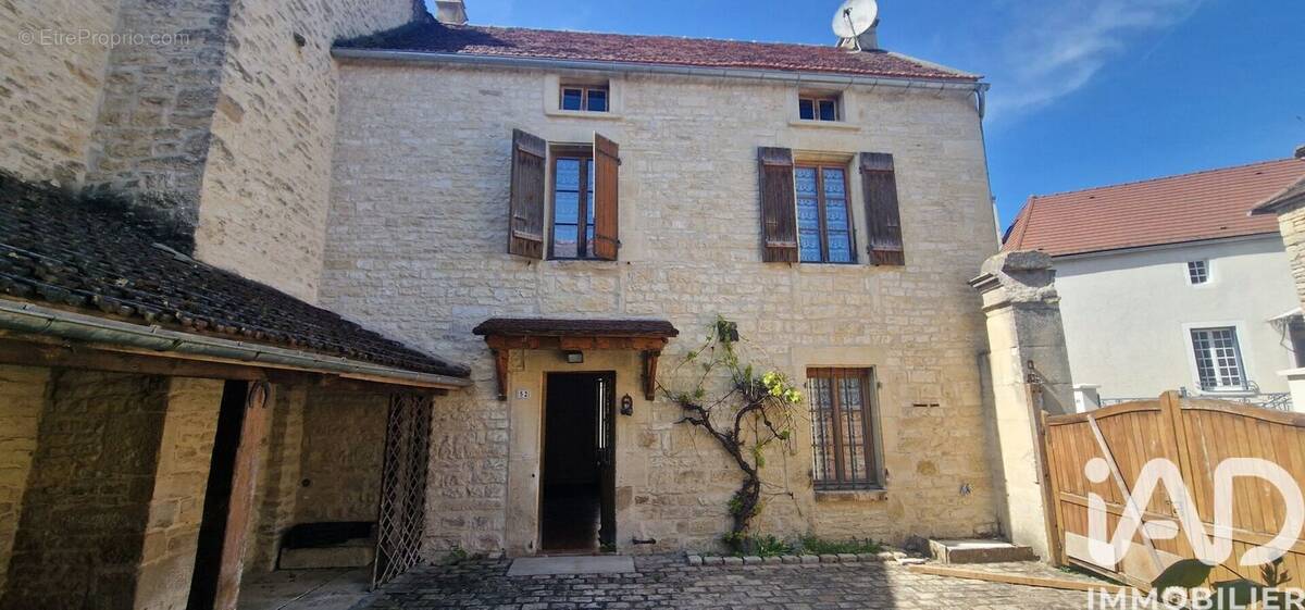 Photo 1 - Maison à LEZINNES