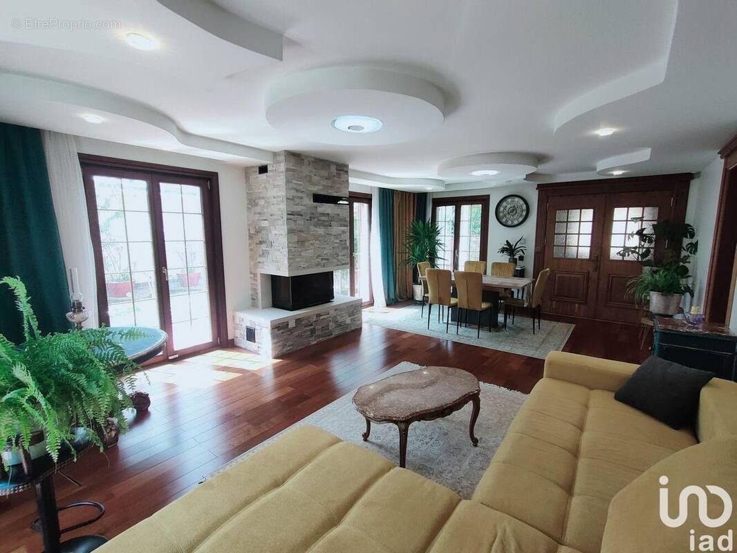 Photo 1 - Maison à MORANGLES