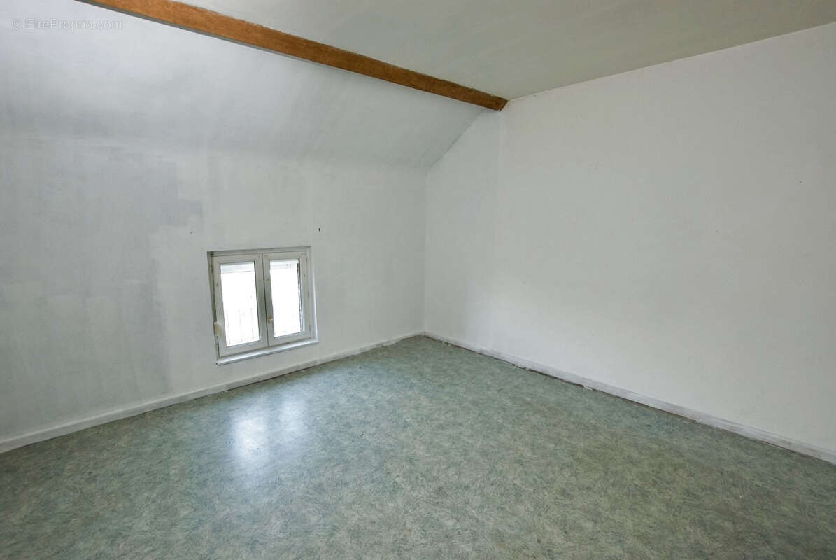 Maison à RECQUIGNIES