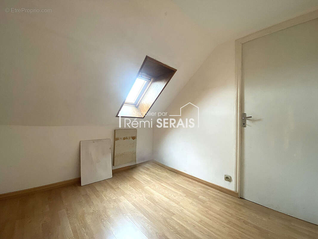 Maison à FRESNAY-SUR-SARTHE